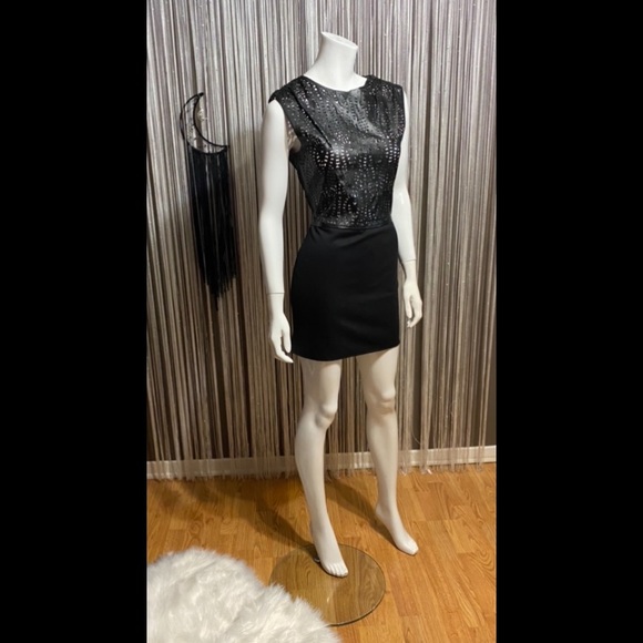 🔻SALE🔻HOUSE OF HARLOW 1960🔹NEW CONDITION - Picture 3 of 13